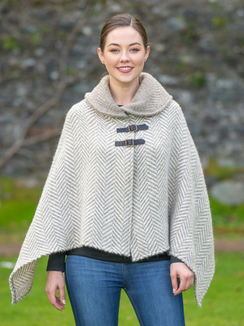 Aran Sweater Market - Wool-Blend Shawl Poncho - One Size - Beige & Cream - NWT - Picture 6 of 6